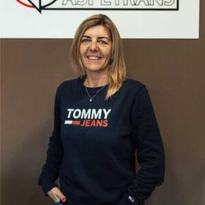 Una empleada de Logística Aspetrans